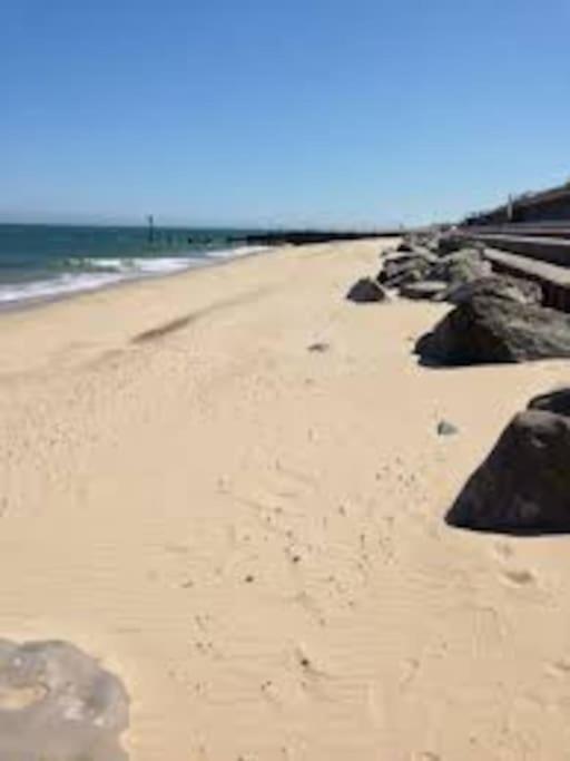 Barley Break - Beach Cottage Lessingham Buitenkant foto
